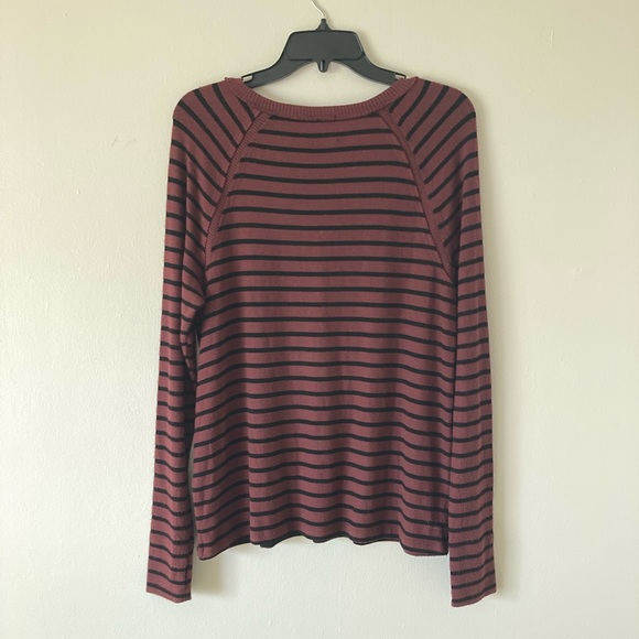 Evereve Michael Stars Maroon Stripe Thermal Top Small - Picture 4 of 5